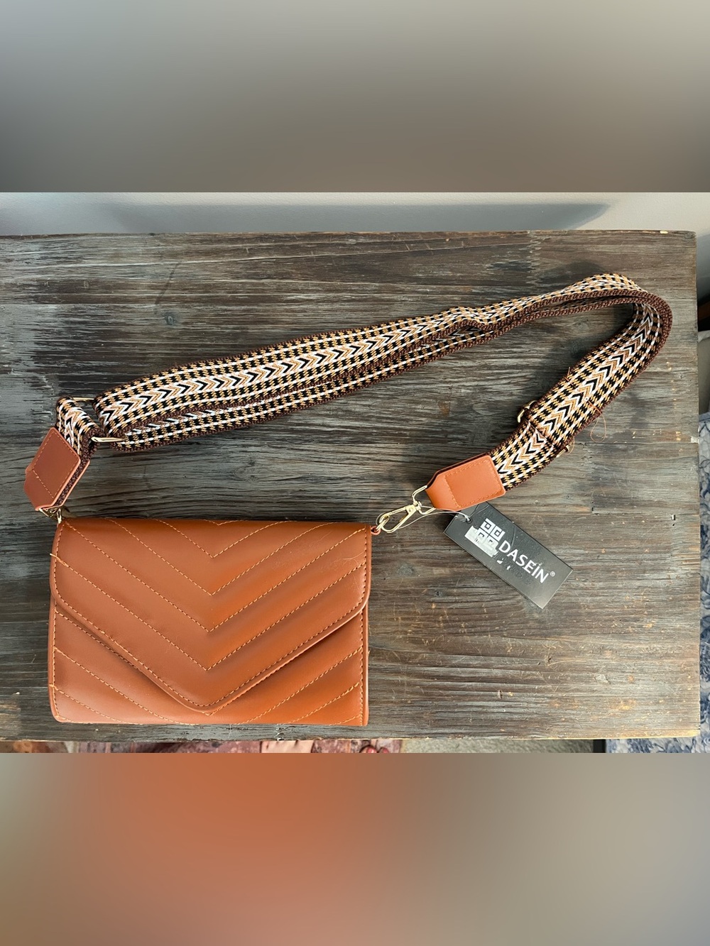 NWT Dasein Quilted Crossbody Bag in Tan with Patterned Strap